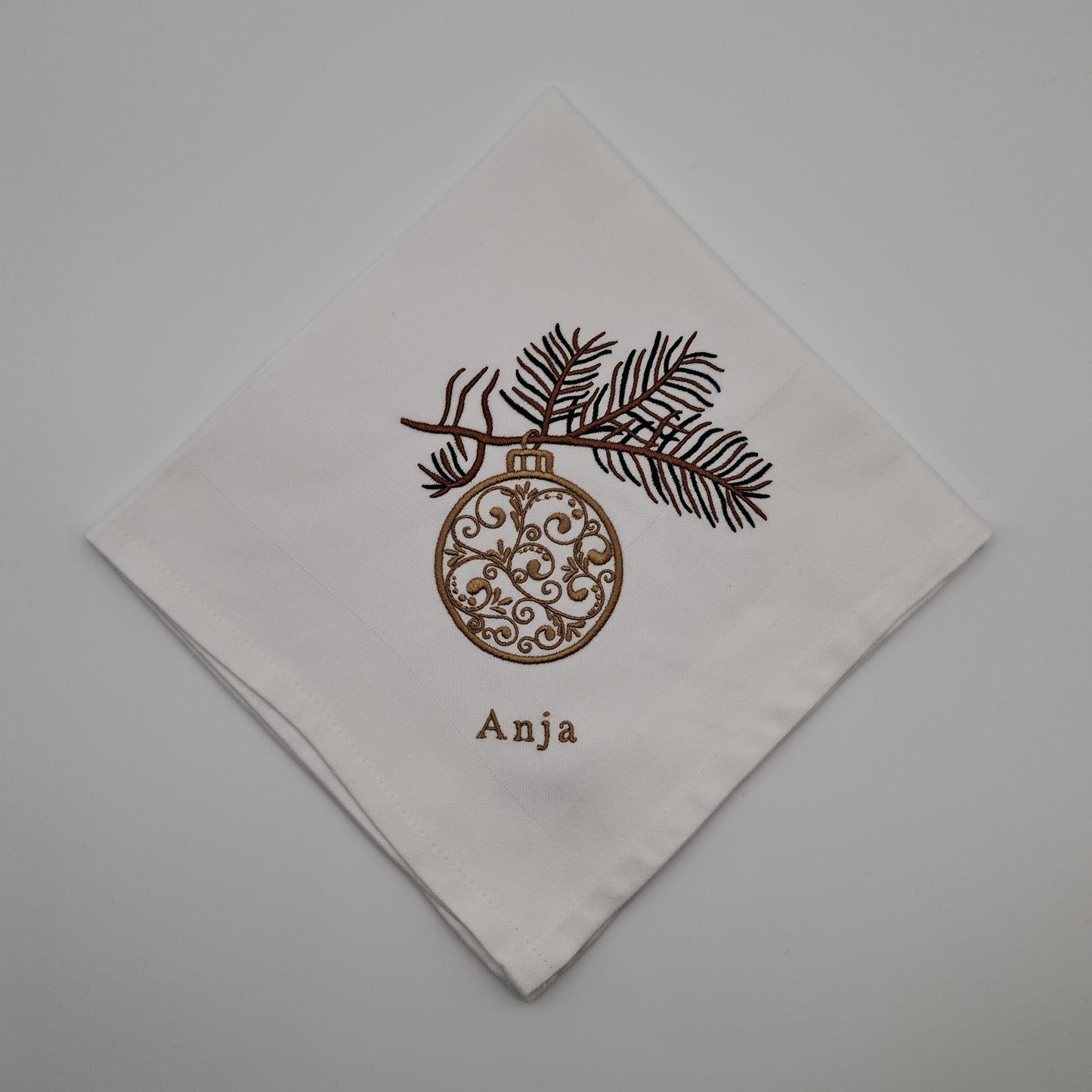 Bestickte Stoffserviette mit Weihnachtsmotiv & Name