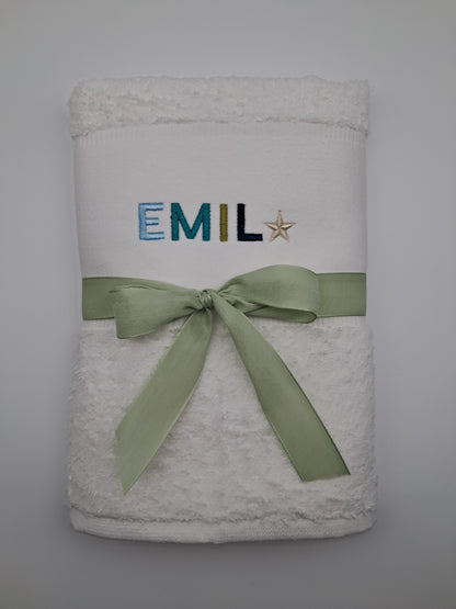 Personalisiertes Handtuch mit Namen