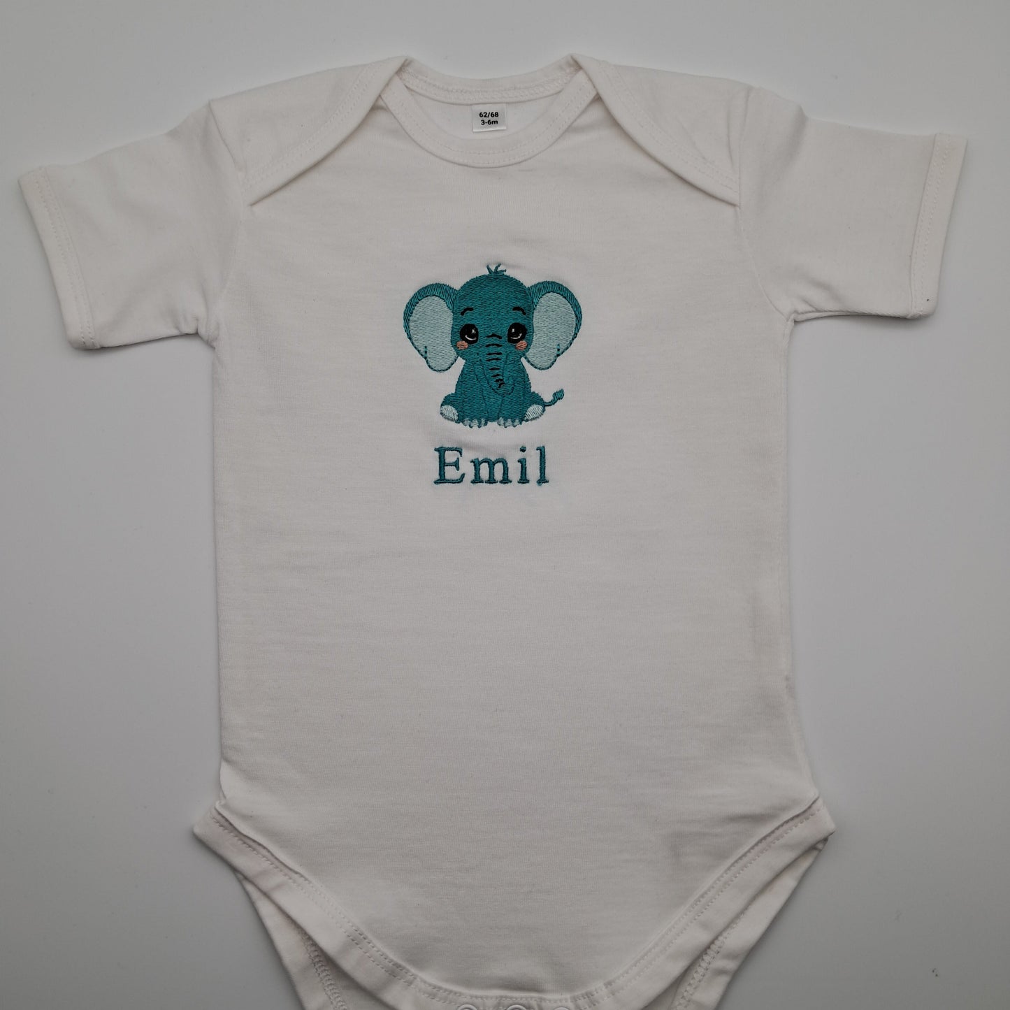 Personalisierter Babybody mit Namen - Elefant