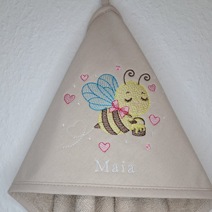 Personalisiertes Kapuzenhandtuch mit Bienen-Stickerei & Namen