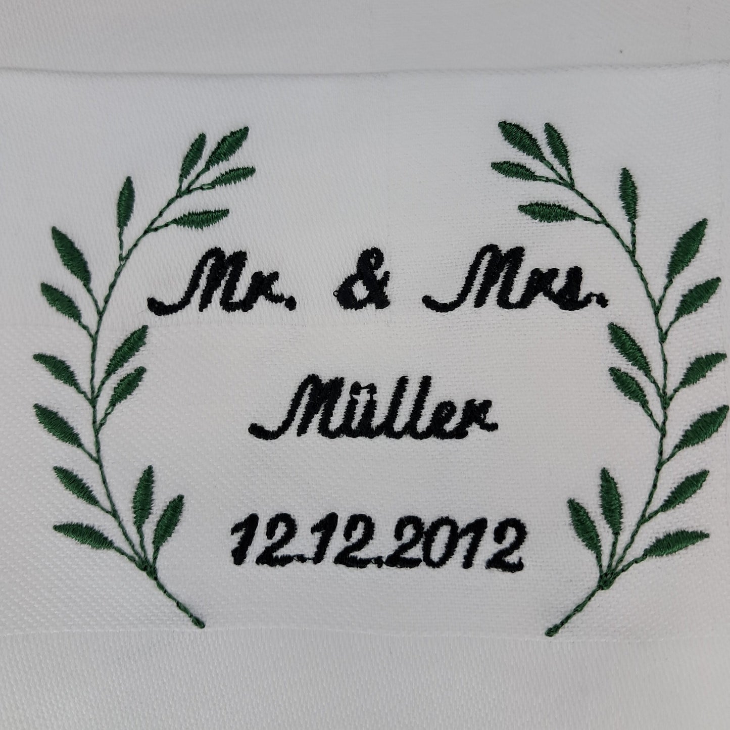 Bestickte Stoffservietten "Mr. & Mrs."