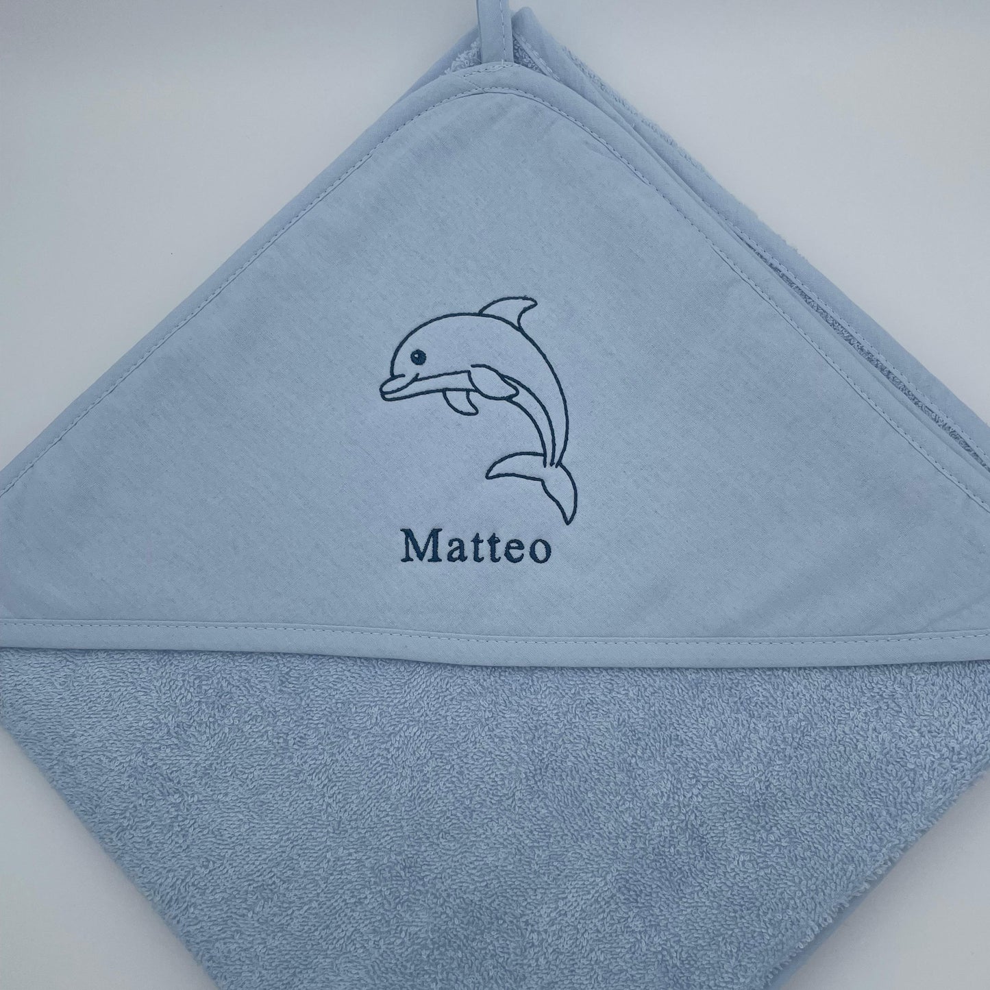 Personalisiertes Kapuzenhandtuch mit Delfin-Stickerei & Namen